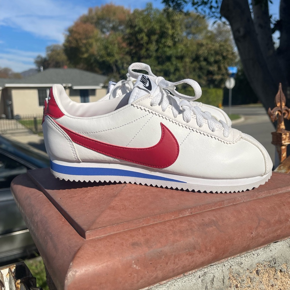 Women’s Nike Cortez - Picture 11 of 11
